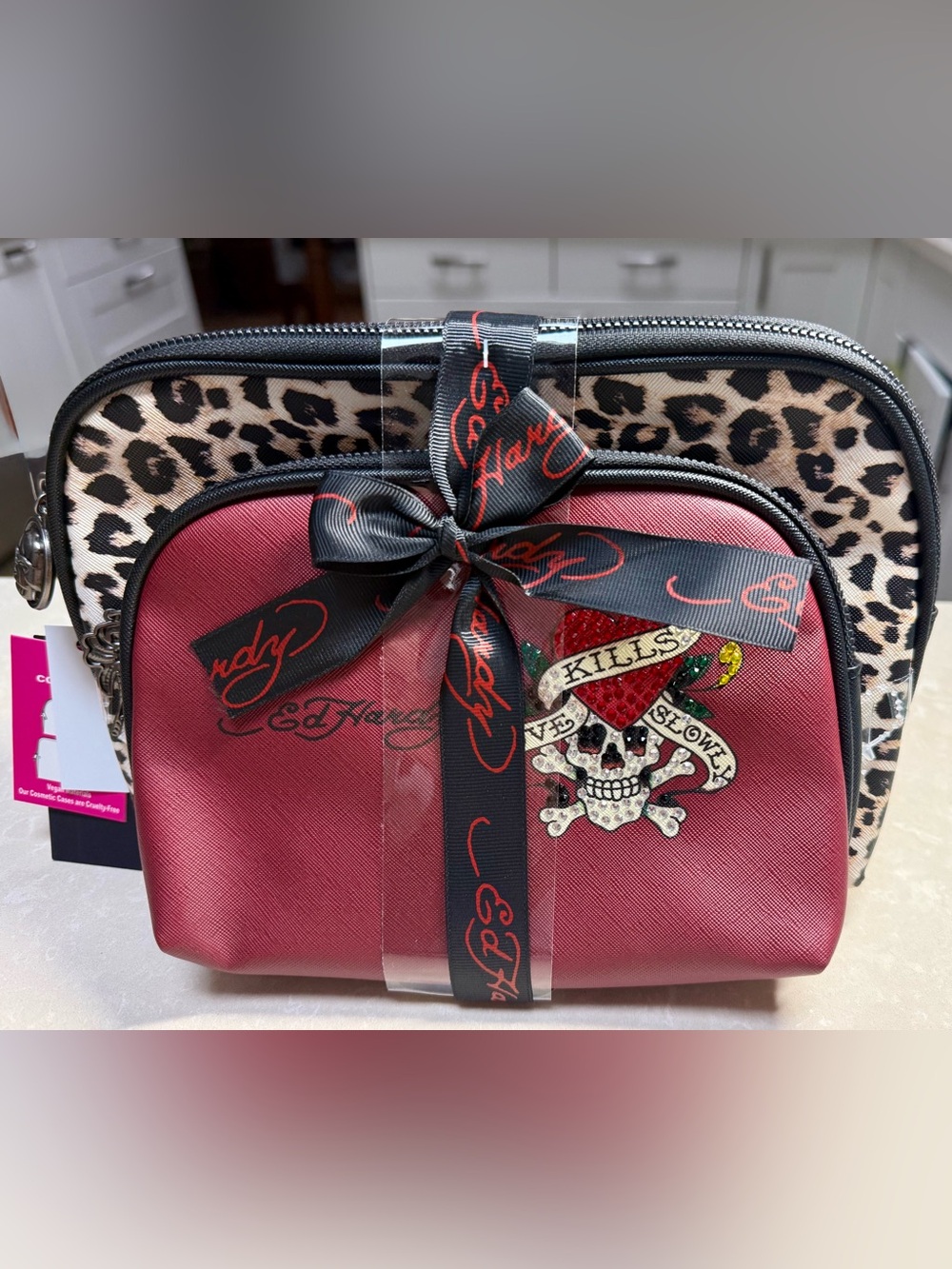Ed Hardy Two Piece Cosmetic Bag Set -bold red & leopard design, skull, heart NWT - Picture 2 of 11